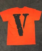 VLONE FRIENDS LOGO PRINTED T-SHIRT