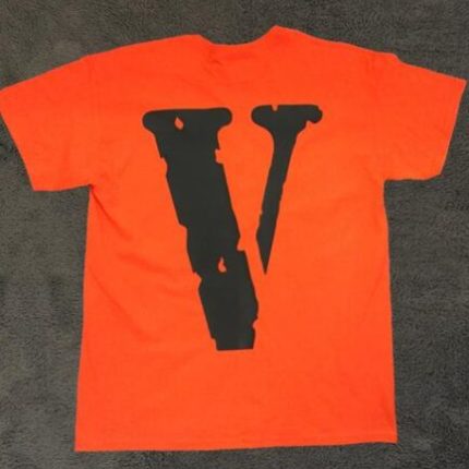 VLONE FRIENDS LOGO PRINTED T-SHIRT